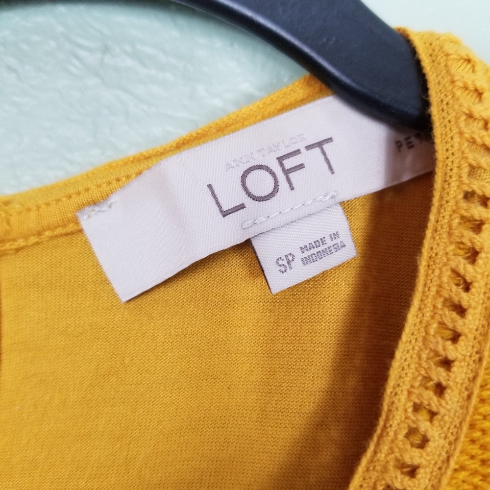 LOFT SLEEVELESS TOP - Picture 3 of 4